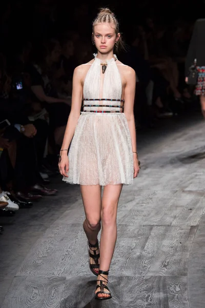 Look 41